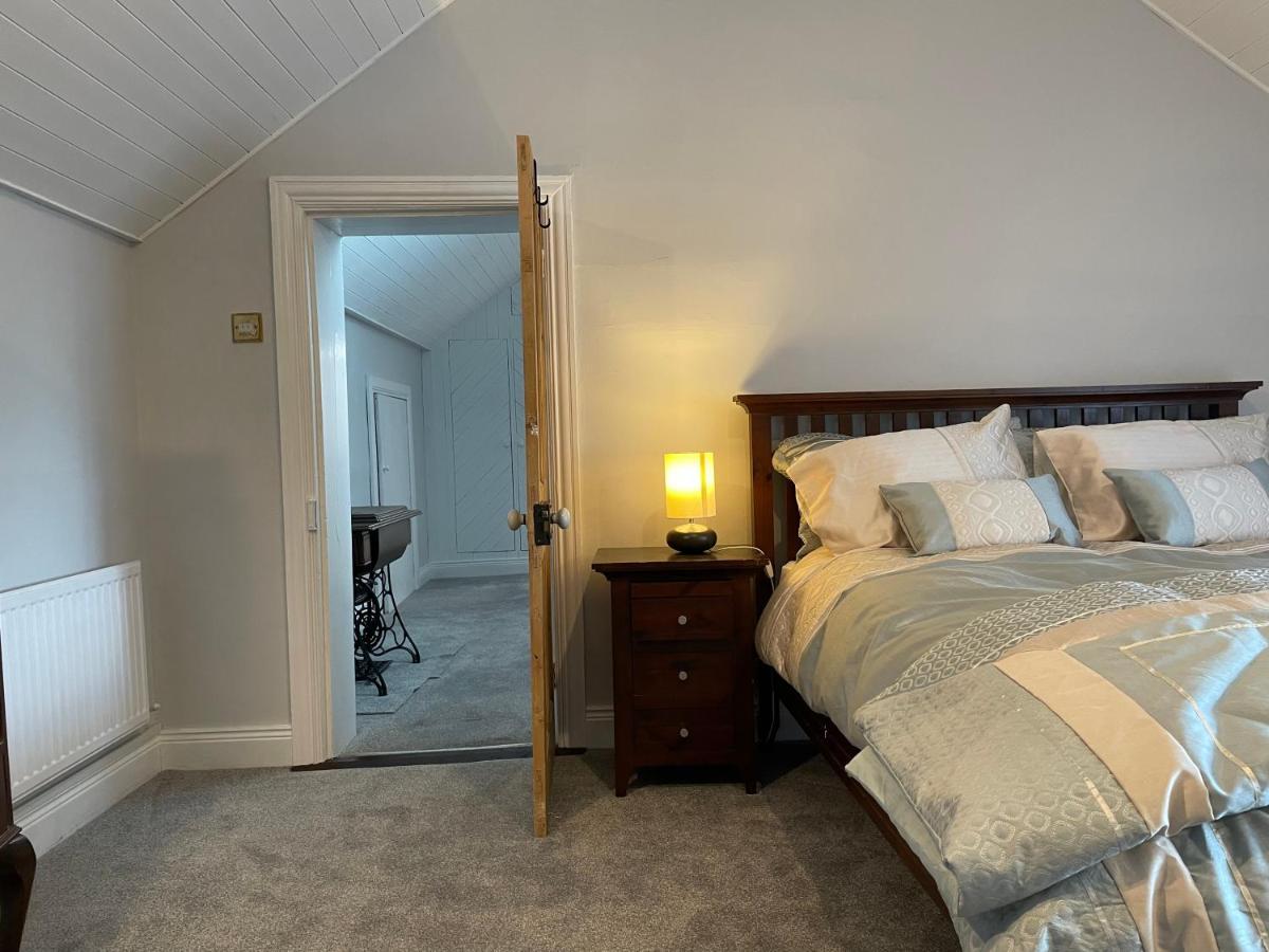 Parisian Style Townhouse Villa Carrick on Shannon Eksteriør billede